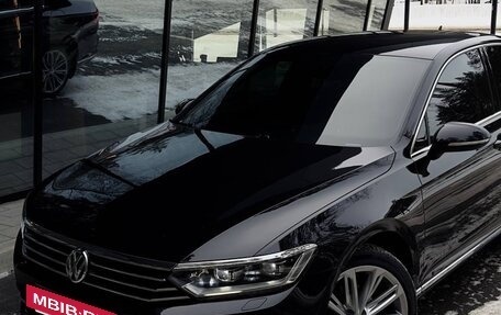 Volkswagen Passat B8 рестайлинг, 2017 год, 2 130 000 рублей, 12 фотография