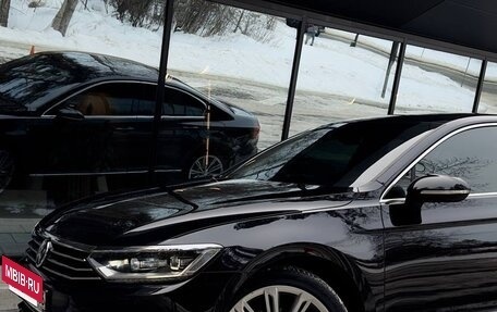 Volkswagen Passat B8 рестайлинг, 2017 год, 2 130 000 рублей, 10 фотография