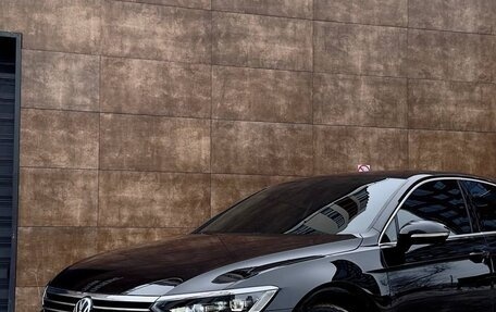 Volkswagen Passat B8 рестайлинг, 2017 год, 2 130 000 рублей, 29 фотография