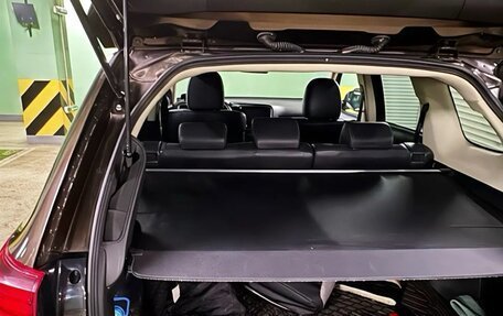 Mitsubishi Outlander III рестайлинг 3, 2021 год, 2 950 000 рублей, 6 фотография