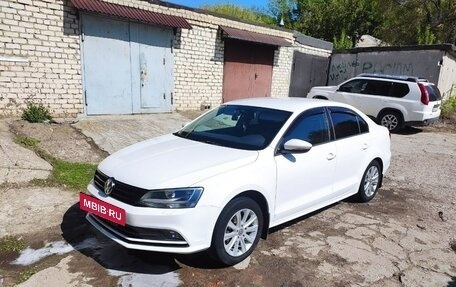 Volkswagen Jetta VI, 2015 год, 1 200 000 рублей, 2 фотография