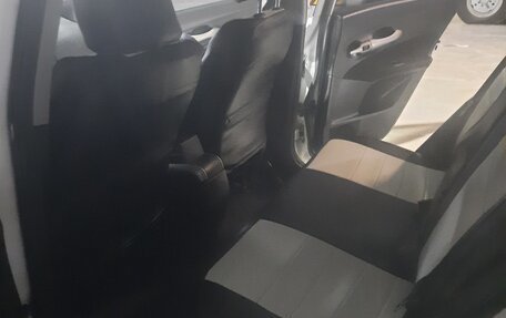 Toyota Auris II, 2008 год, 800 000 рублей, 14 фотография