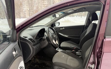 Hyundai Solaris II рестайлинг, 2013 год, 750 000 рублей, 11 фотография