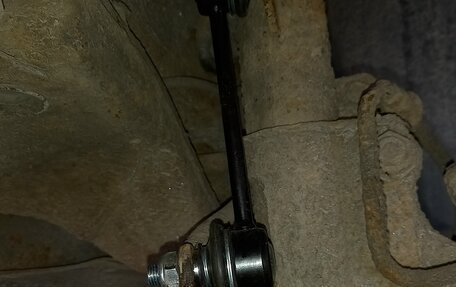 Toyota Avensis III рестайлинг, 1998 год, 235 000 рублей, 23 фотография