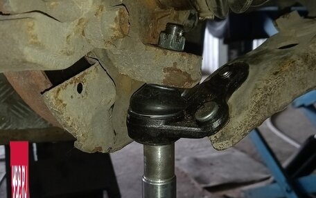 Toyota Avensis III рестайлинг, 1998 год, 235 000 рублей, 22 фотография