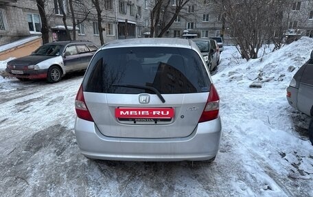 Honda Fit III, 2001 год, 290 000 рублей, 2 фотография