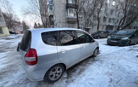 Honda Fit III, 2001 год, 290 000 рублей, 3 фотография