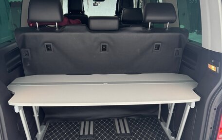 Volkswagen Multivan T6 рестайлинг, 2018 год, 5 700 000 рублей, 19 фотография