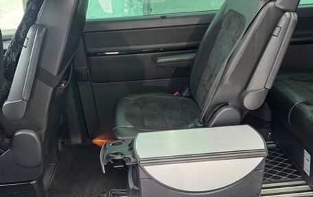 Volkswagen Multivan T6 рестайлинг, 2018 год, 5 700 000 рублей, 17 фотография