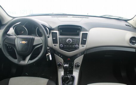 Chevrolet Cruze II, 2011 год, 499 000 рублей, 7 фотография