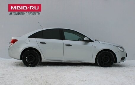 Chevrolet Cruze II, 2011 год, 499 000 рублей, 4 фотография