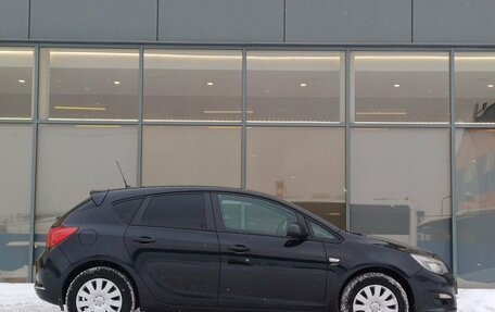 Opel Astra J, 2013 год, 599 000 рублей, 3 фотография