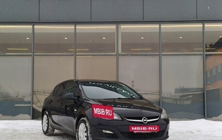 Opel Astra J, 2013 год, 599 000 рублей, 2 фотография