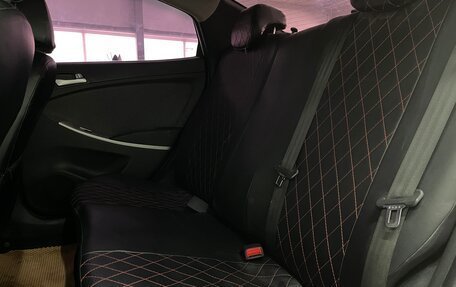 Hyundai Solaris II рестайлинг, 2013 год, 899 000 рублей, 20 фотография