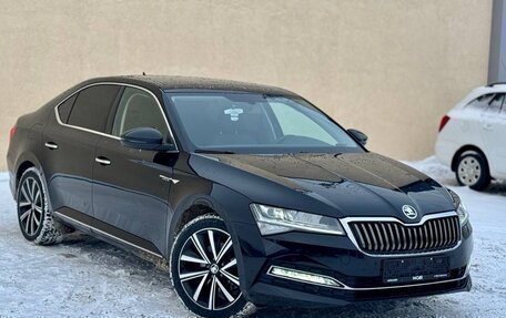 Skoda Superb III рестайлинг, 2025 год, 2 950 000 рублей, 3 фотография