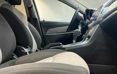 Chevrolet Cruze II, 2014 год, 920 000 рублей, 16 фотография