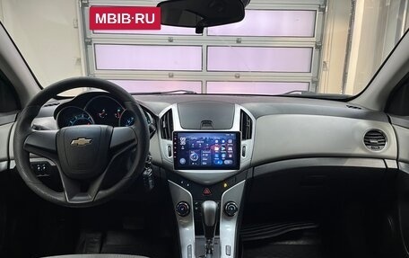 Chevrolet Cruze II, 2014 год, 920 000 рублей, 10 фотография