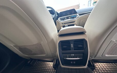 BMW 3 серия, 2020 год, 3 250 000 рублей, 12 фотография