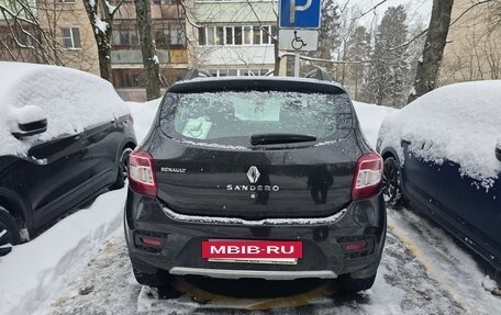 Renault Sandero II рестайлинг, 2015 год, 975 000 рублей, 4 фотография