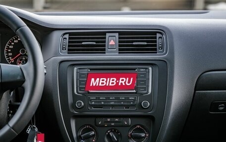 Volkswagen Jetta VI, 2014 год, 1 348 000 рублей, 18 фотография