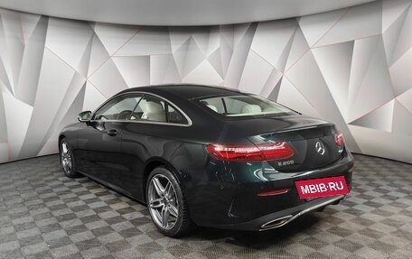 Mercedes-Benz E-Класс, 2019 год, 4 600 000 рублей, 4 фотография