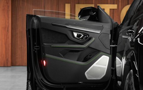 Lamborghini Urus I, 2023 год, 25 990 000 рублей, 9 фотография