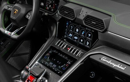 Lamborghini Urus I, 2023 год, 25 990 000 рублей, 17 фотография