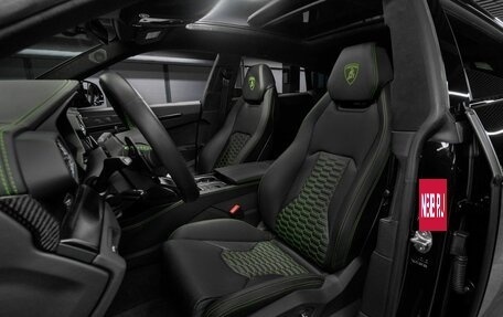 Lamborghini Urus I, 2023 год, 25 990 000 рублей, 11 фотография