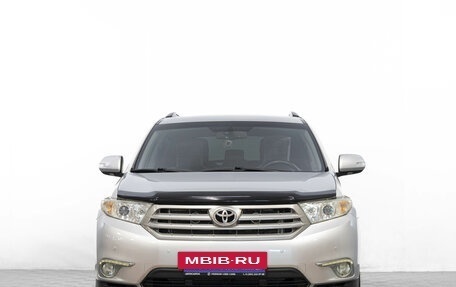 Toyota Highlander III, 2013 год, 2 399 000 рублей, 2 фотография