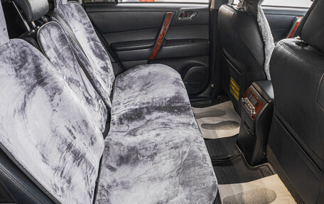 Toyota Highlander III, 2013 год, 2 399 000 рублей, 28 фотография