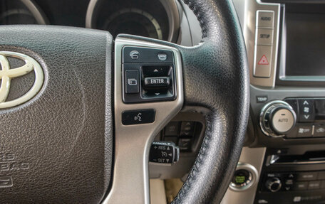 Toyota Land Cruiser Prado 150 рестайлинг 2, 2010 год, 3 399 000 рублей, 19 фотография