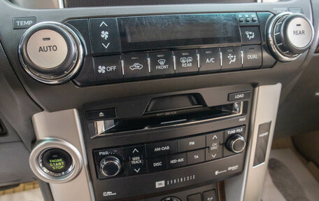 Toyota Land Cruiser Prado 150 рестайлинг 2, 2010 год, 3 399 000 рублей, 23 фотография