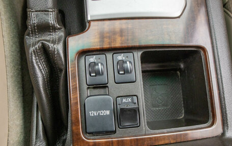 Toyota Land Cruiser Prado 150 рестайлинг 2, 2010 год, 3 399 000 рублей, 26 фотография