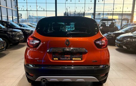 Renault Kaptur I рестайлинг, 2018 год, 1 780 000 рублей, 6 фотография