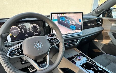 Volkswagen Tiguan, 2026 год, 4 700 000 рублей, 23 фотография