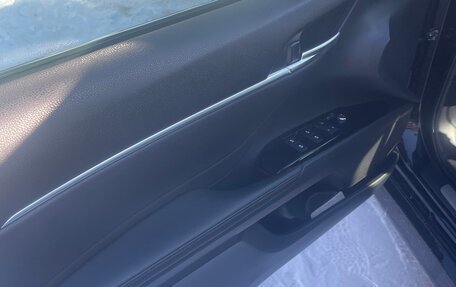 Toyota Camry, 2021 год, 3 100 000 рублей, 10 фотография