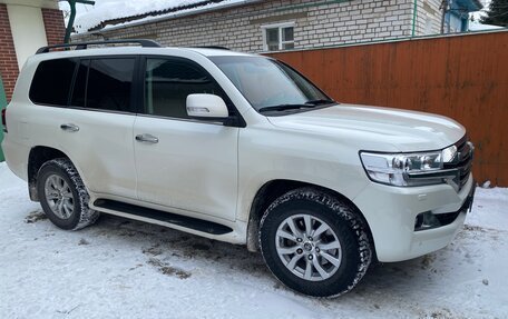 Toyota Land Cruiser 200, 2018 год, 5 850 000 рублей, 11 фотография