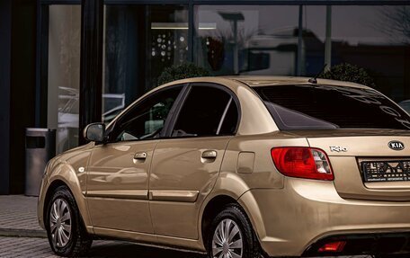 KIA Rio II, 2010 год, 695 000 рублей, 8 фотография