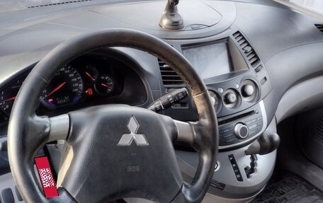 Mitsubishi Grandis, 2008 год, 985 000 рублей, 6 фотография