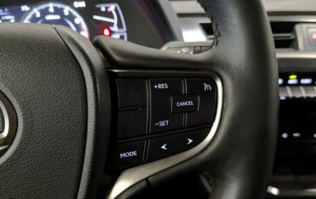 Lexus UX I, 2018 год, 3 200 000 рублей, 26 фотография