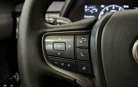 Lexus UX I, 2018 год, 3 200 000 рублей, 30 фотография