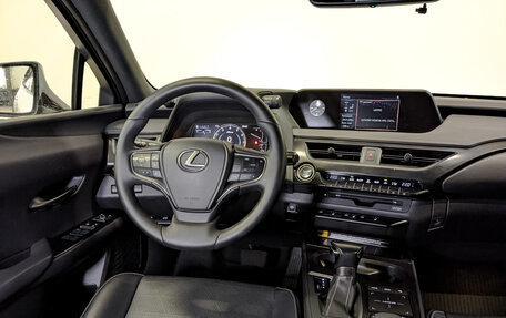 Lexus UX I, 2018 год, 3 200 000 рублей, 29 фотография