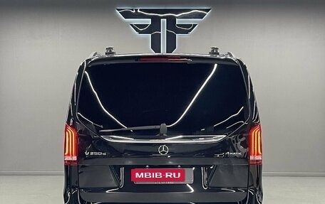 Mercedes-Benz V-Класс, 2021 год, 8 500 000 рублей, 5 фотография