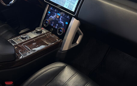 Land Rover Range Rover IV рестайлинг, 2013 год, 3 190 000 рублей, 12 фотография