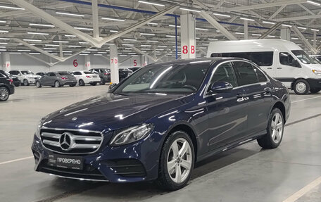 Mercedes-Benz E-Класс, 2020 год, 3 050 000 рублей, 1 фотография