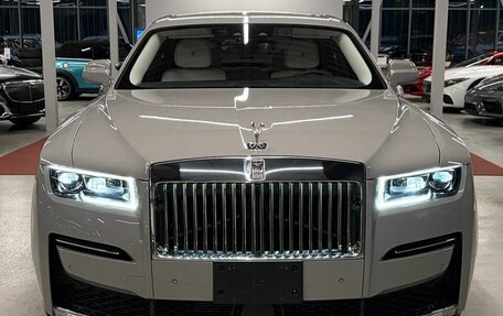 Rolls-Royce Ghost Series II рестайлинг, 2022 год, 33 990 000 рублей, 1 фотография