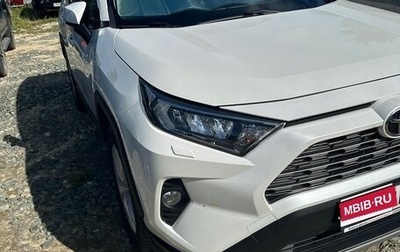 Toyota RAV4, 2019 год, 3 600 000 рублей, 1 фотография
