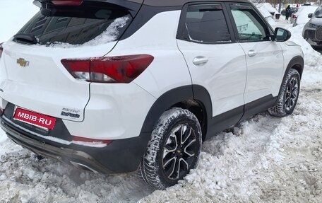 Chevrolet TrailBlazer, 2021 год, 1 800 000 рублей, 3 фотография