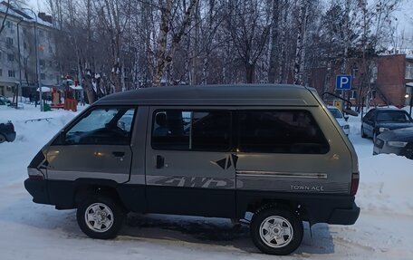 Toyota Town Ace III, 1991 год, 200 000 рублей, 10 фотография