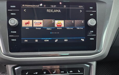 Volkswagen Tiguan II, 2021 год, 3 100 000 рублей, 5 фотография